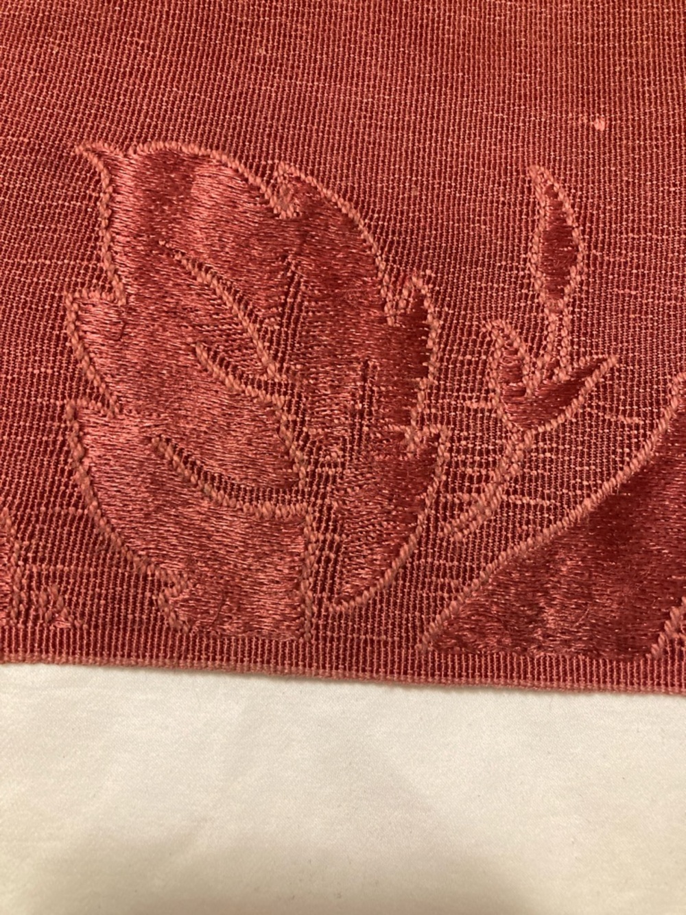 Fabulous 1930s velvet rayon fabric remnant - Picture 7 of 12